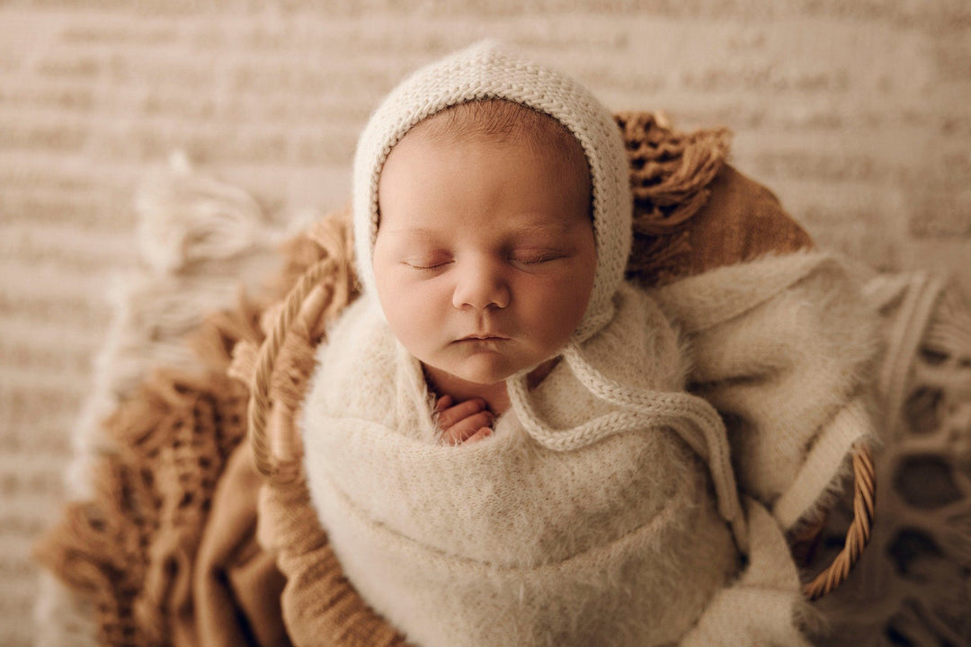5 Essential Newborn Photography Props Every Photographer Needs