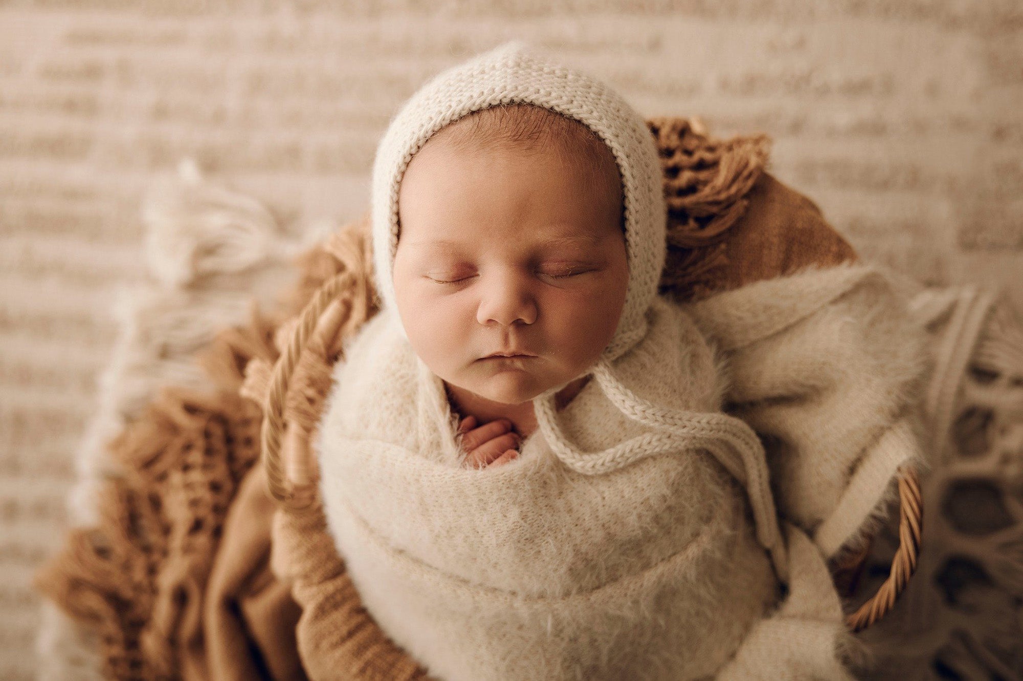 5 Essential Newborn Photography Props Every Photographer Needs
