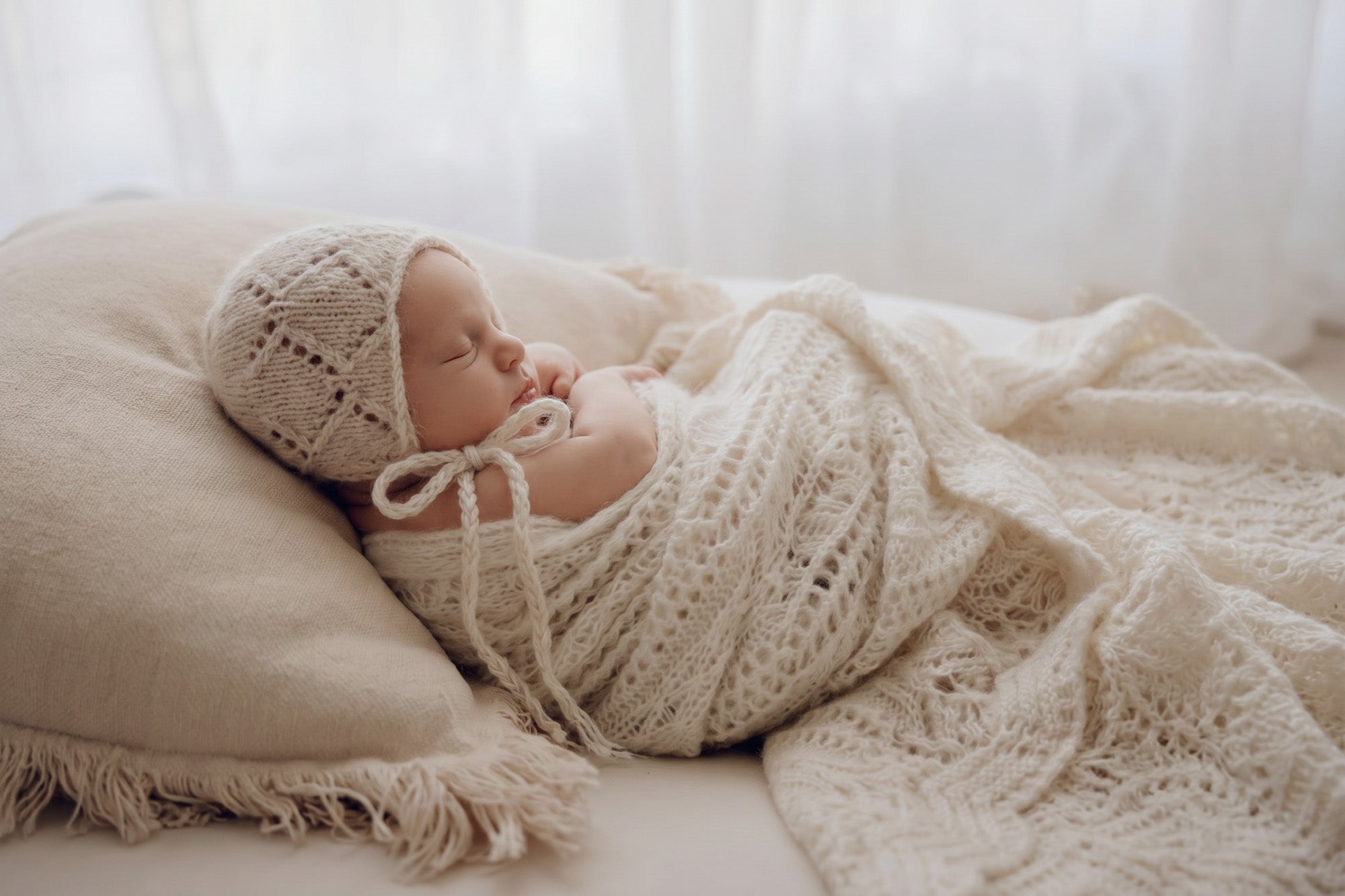 Angora Patterned Bonnets