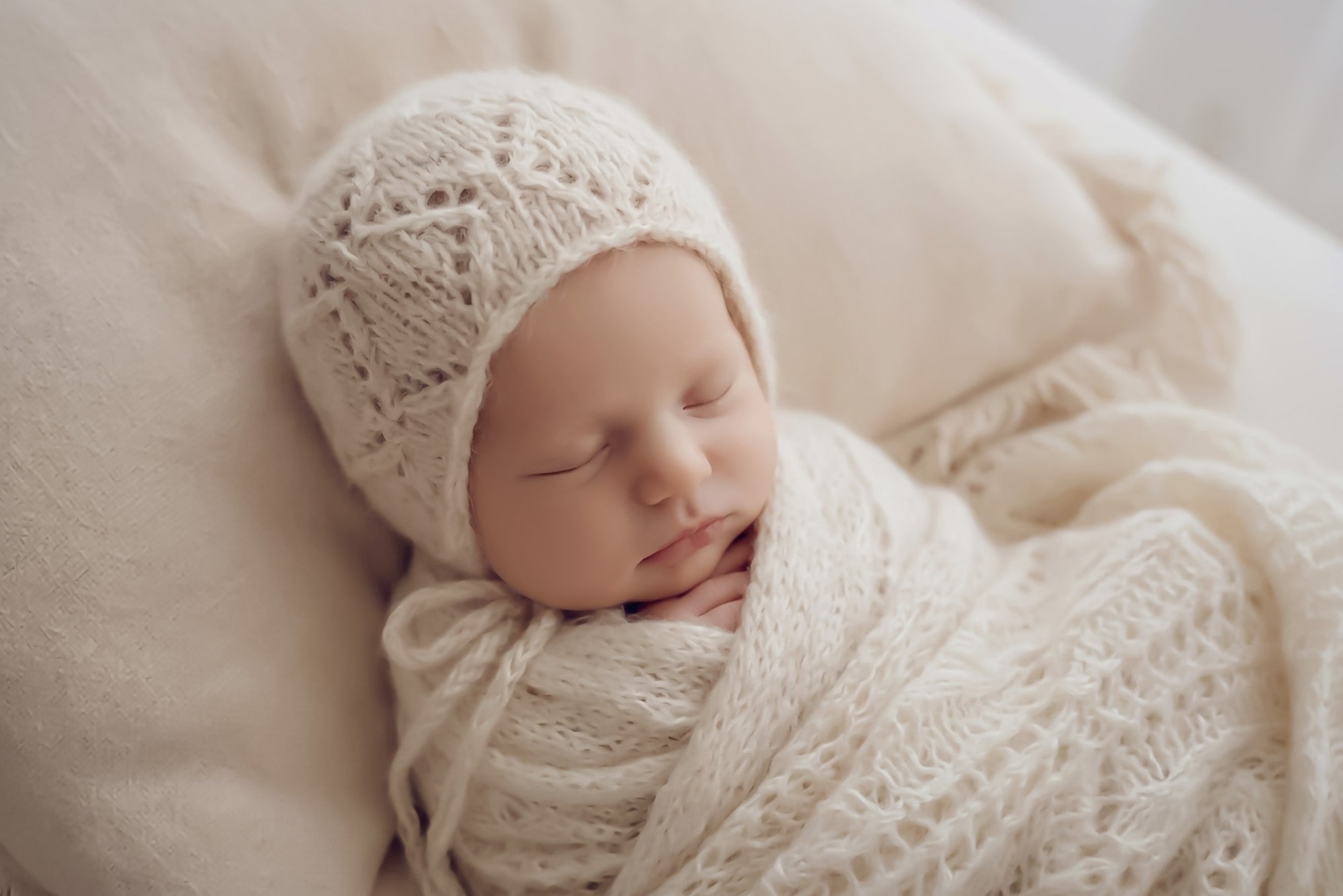 Angora Patterned Bonnets