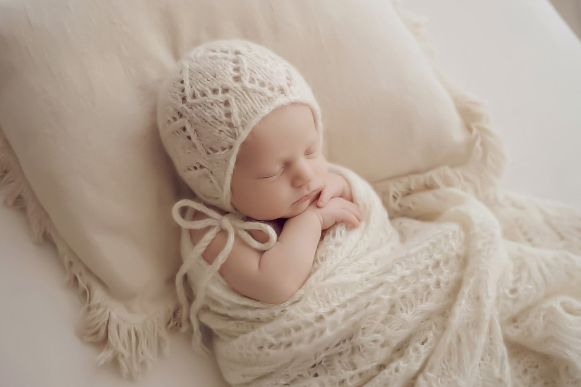 Angora Patterned Bonnets