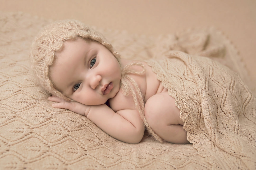 Newborn Photo Props_Sweetpea Mohair Bonnets.
