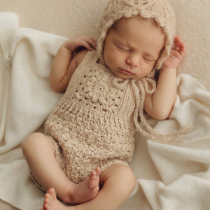 Newborn Photo Props_Sweetpea Mohair Bonnets.