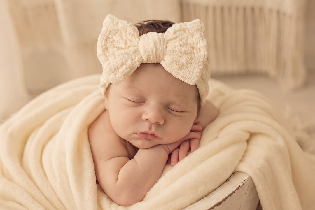 Crinkled Oversized Bow Headband