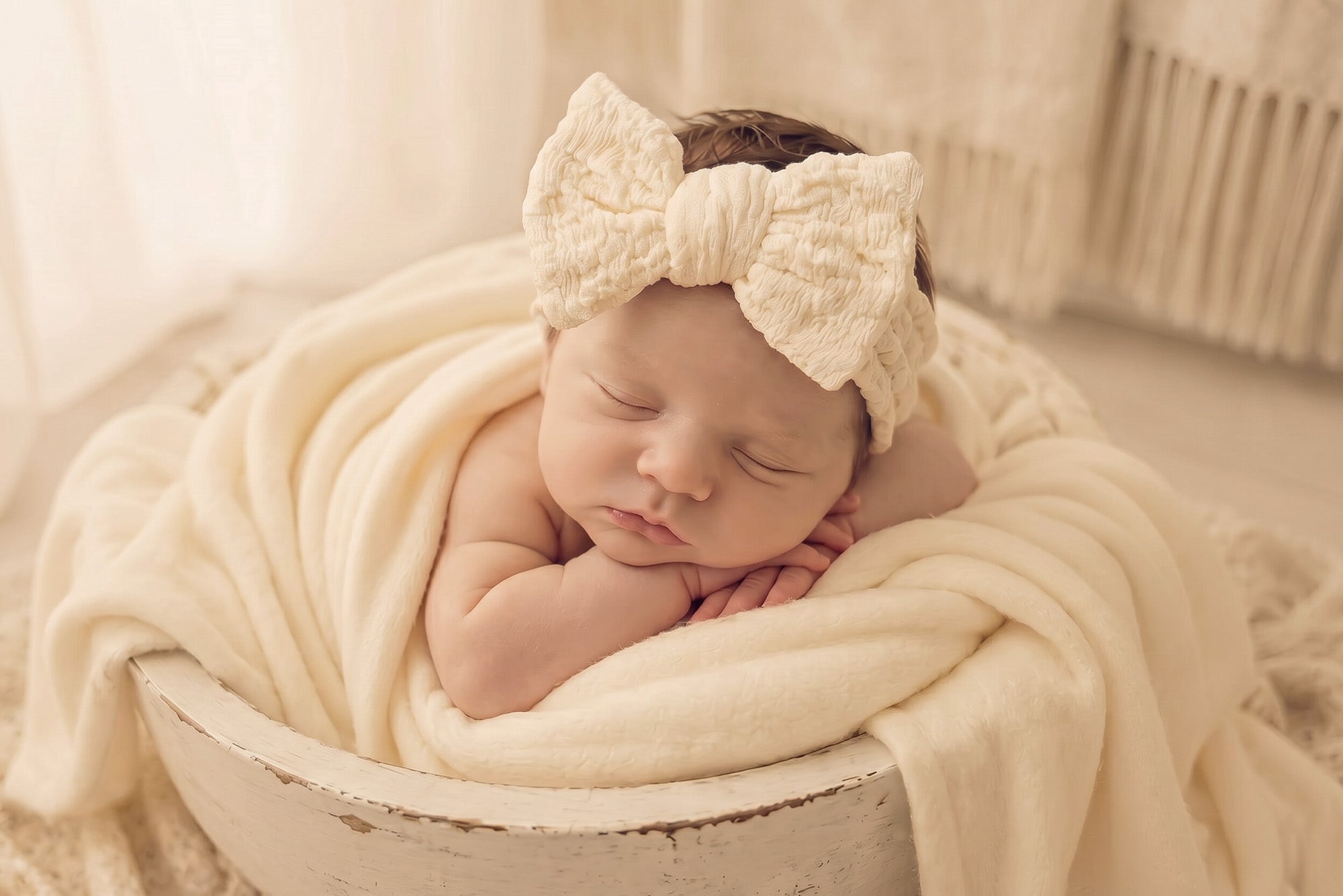 Crinkled Oversized Bow Headband