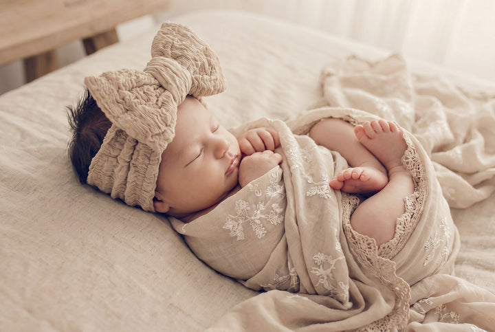 Crinkled Oversized Bow Headband