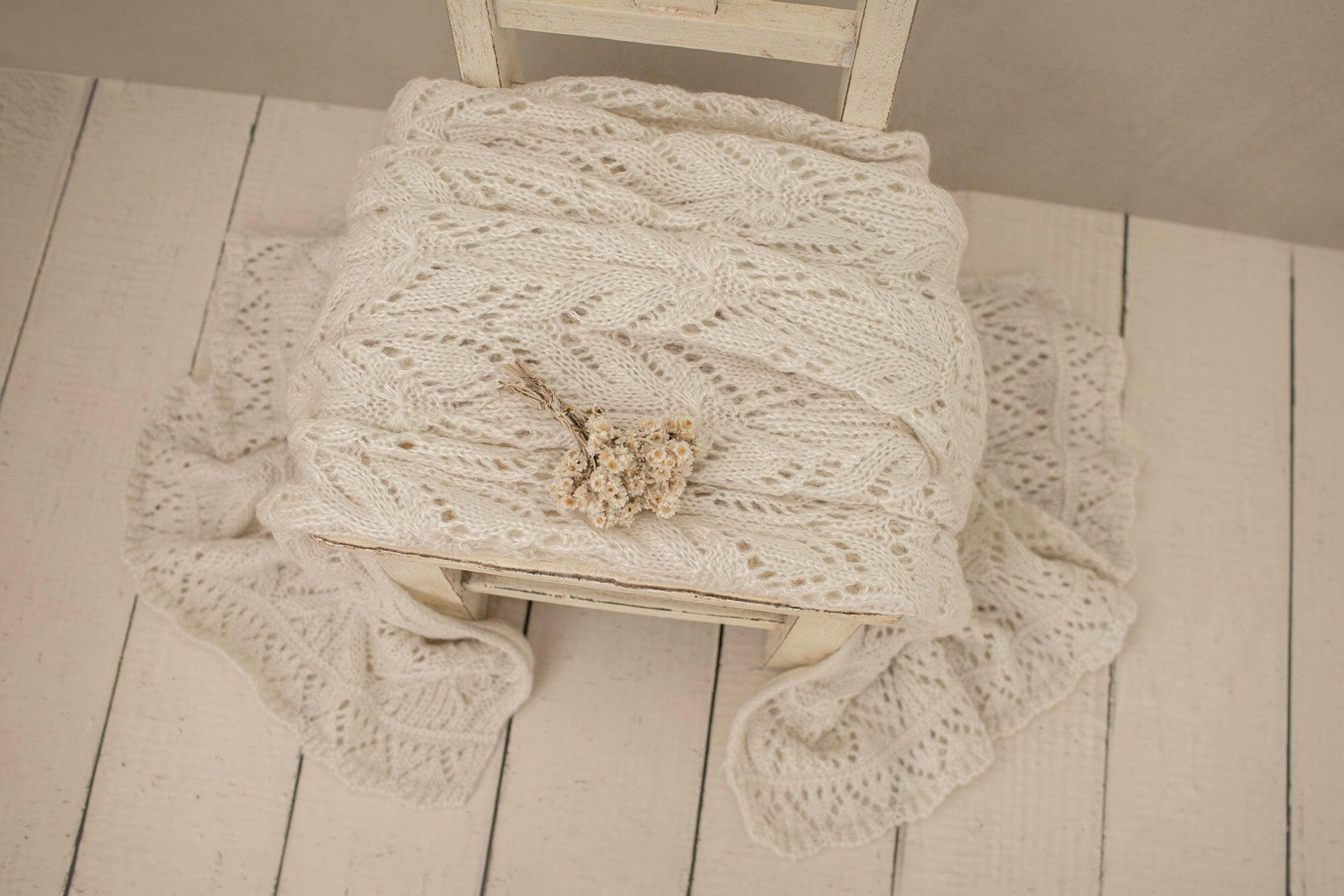 Snowdrop Knitted Blankets