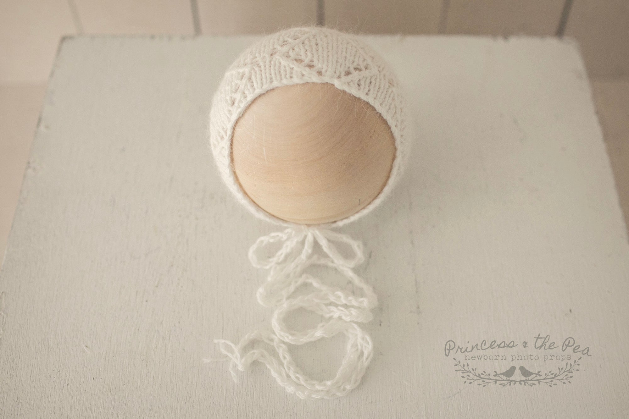 Angora Patterned Bonnets