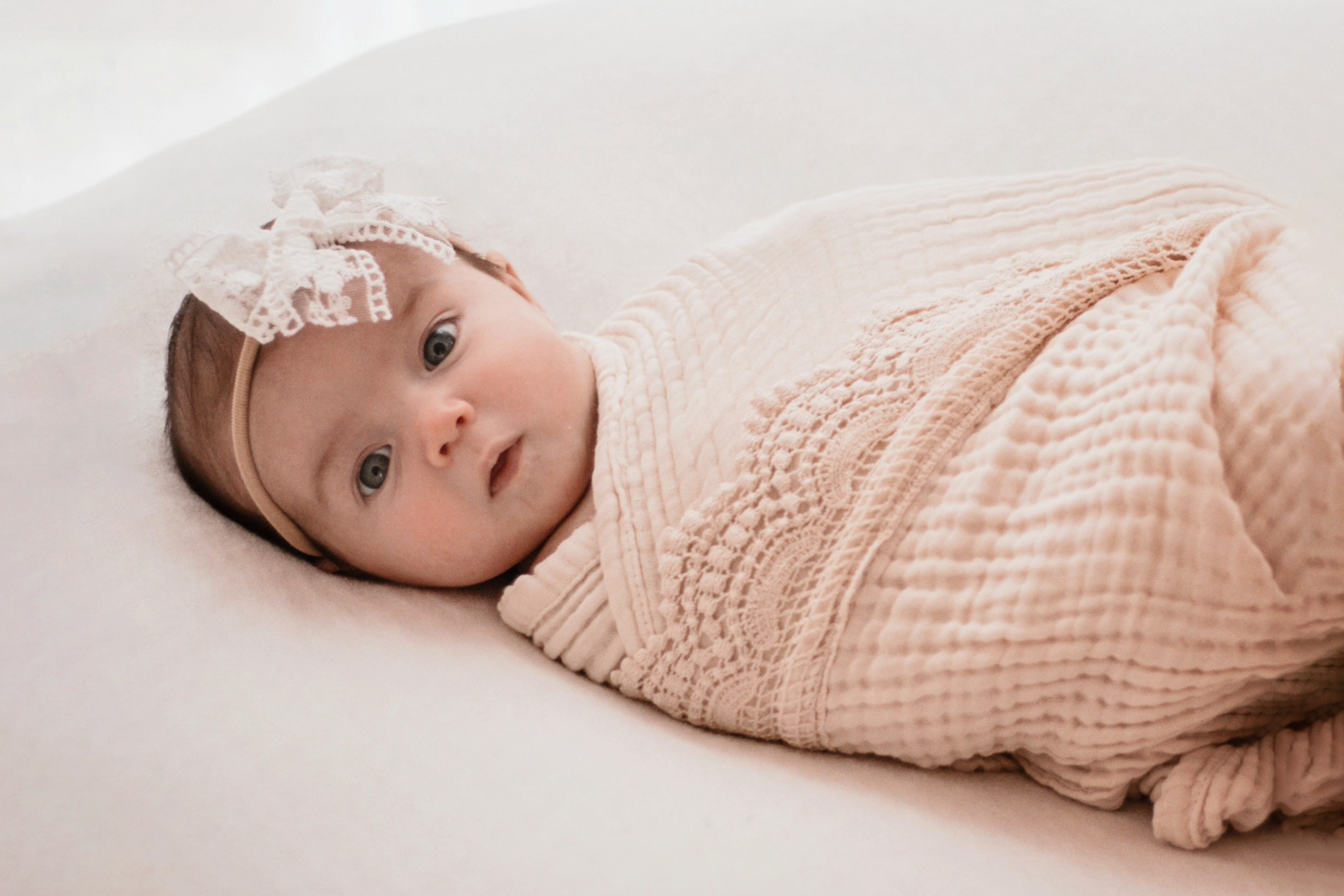 Lace Trim Muslin Blankets