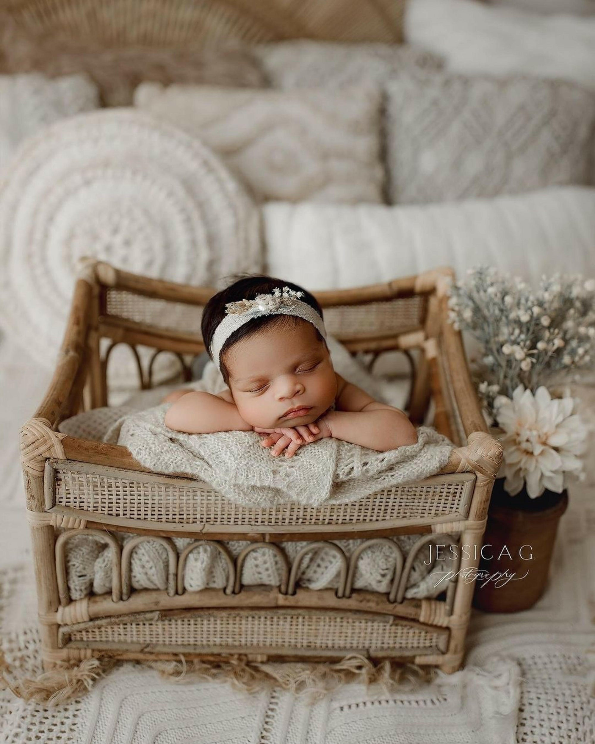 Ashlyn Knitted Blankets - Newborn Photography Props