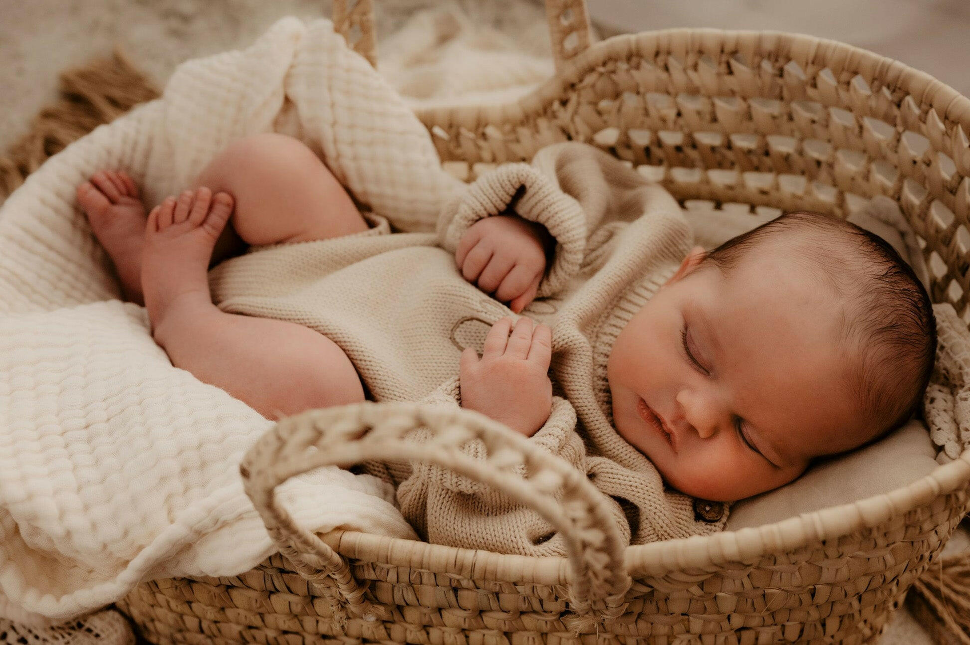 Lace Trim Muslin Blankets